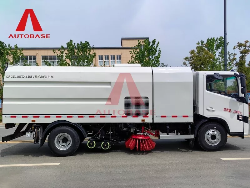 10,5 tonnes de lavage et de balayage véhicule