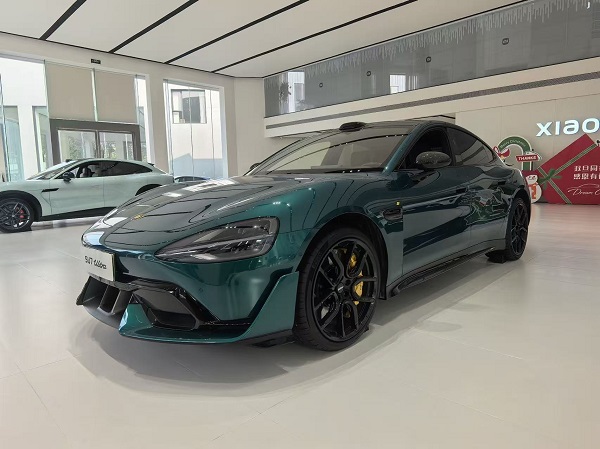 Autobase propose des voitures d'essai à la retraite pour développer en profondeur les marchés émergents du Moyen-Orient, de la Russie et de l'Afrique.