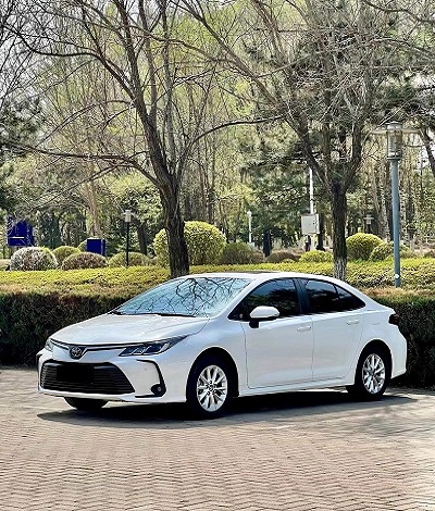 Toyota Corolla hybride 2026 : best-seller mondial, leader des exportations de berlines hybrides
